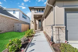 20538 Laila Manor Ln, Richmond, TX 77407 - Photo 2