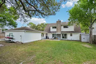 207 Lochnell Dr, Houston, TX 77062 - Photo 40