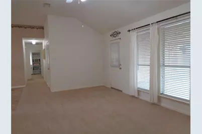 2617 15th Street N, Texas City, TX 77590 - Photo 4