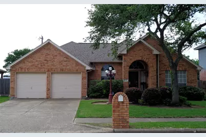2617 15th Street N, Texas City, TX 77590 - Photo 1