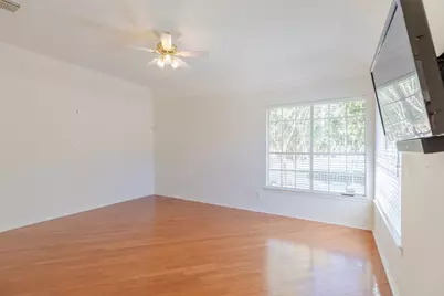 2434 Fairway Pointe Drive, League City, TX 77573 - Photo 6