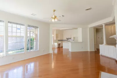 2434 Fairway Pointe Drive, League City, TX 77573 - Photo 12