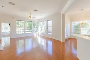 2434 Fairway Pointe Dr, League City, TX 77573 - Photo 4