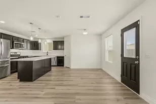 6810 Cortenridge Ln, Houston, TX 77048 - Photo 10