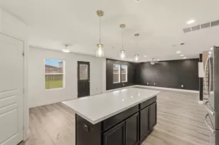 6810 Cortenridge Ln, Houston, TX 77048 - Photo 14