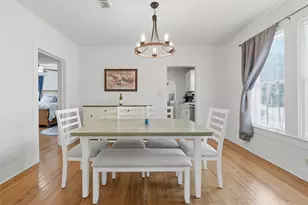 100 E Tom Green St, Brenham, TX 77833 - Photo 6
