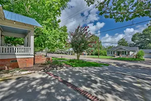 100 E Tom Green St, Brenham, TX 77833 - Photo 22