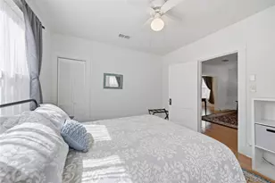 100 E Tom Green St, Brenham, TX 77833 - Photo 12