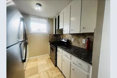 5123 Del Monte Drive #1, Houston, TX 77056 - Photo 6