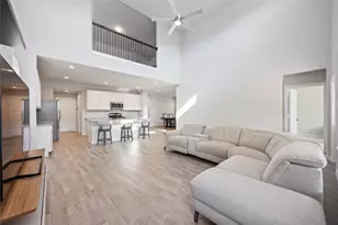 15038 Timberson Rdg Ln, Houston, TX 77090 - Photo 8