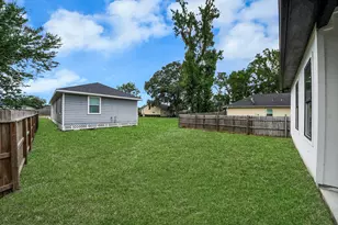 1904 Bell St, Dayton, TX 77535 - Photo 26