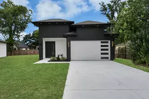 1904 Bell St, Dayton, TX 77535 - Photo 1