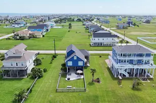 18115 Shaman Dr, Galveston, TX 77554 - Photo 30