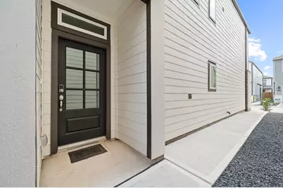 3115 Skyrock Drive, Houston, TX 77063 - Photo 4