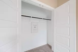 3115 Skyrock Dr, Houston, TX 77063 - Photo 32