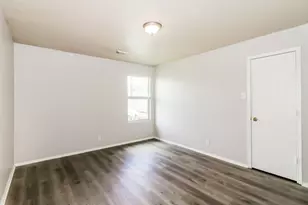 19710 Rocky Shores Dr, Tomball, TX 77375 - Photo 14