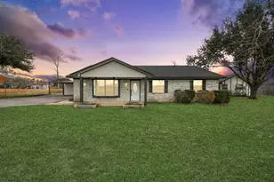 13103 County Rd 65, Rosharon, TX 77583 - Photo 1