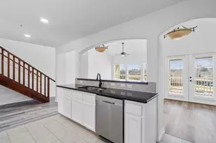 30 April Point Dr S, Conroe, TX 77356 - Photo 8