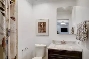 5303 Tallow Ln, Houston, TX 77021 - Photo 10