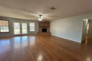 1304 Allison St, Brenham, TX 77833 - Photo 6