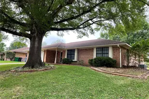 1304 Allison St, Brenham, TX 77833 - Photo 1