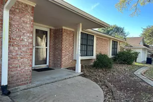 1304 Allison St, Brenham, TX 77833 - Photo 2