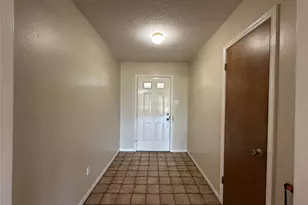 1304 Allison St, Brenham, TX 77833 - Photo 4