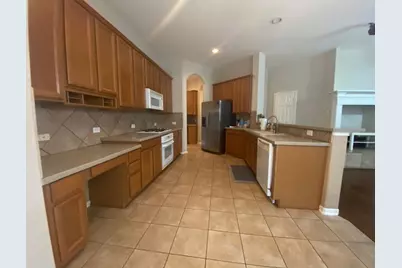 3718 Tumbling Falls Drive, Manvel, TX 77578 - Photo 10