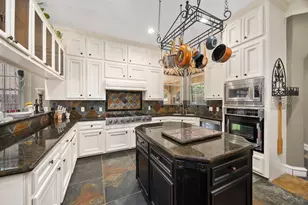 13307 Cypress Pond Dr, Cypress, TX 77429 - Photo 10