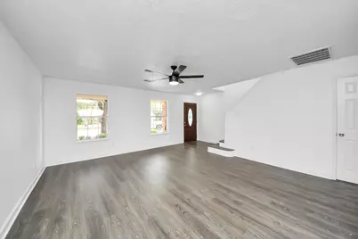 9026 S Ferndale Place Drive, Houston, TX 77064 - Photo 32
