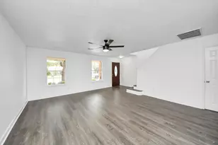 9026 S Ferndale Pl Dr, Houston, TX 77064 - Photo 32
