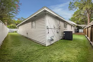 11319 Olympia Dr, Houston, TX 77077 - Photo 32