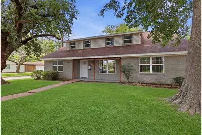 7826 Twin Hills Drive, Houston, TX 77071 - Photo 6