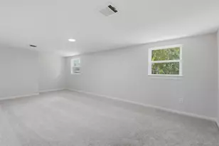 7826 Twin Hills Dr, Houston, TX 77071 - Photo 22