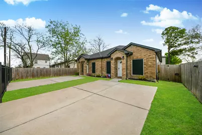 7980 Ethel Street #A/B, Houston, TX 77028 - Photo 2