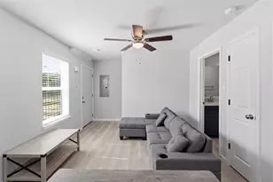 6803 Loma Vista St, Houston, TX 77085 - Photo 6