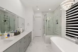 8724 Oak Kolbe Ln, Houston, TX 77080 - Photo 24