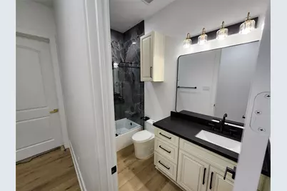 207 Carl Street, Houston, TX 77009 - Photo 12