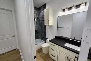 207 Carl St, Houston, TX 77009 - Photo 12