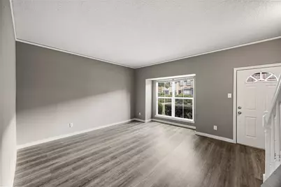 14719 Barryknoll Lane #52, Houston, TX 77079 - Photo 4