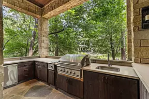 50 Patti Lynn Ln, Houston, TX 77024 - Photo 40