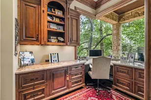 50 Patti Lynn Ln, Houston, TX 77024 - Photo 14