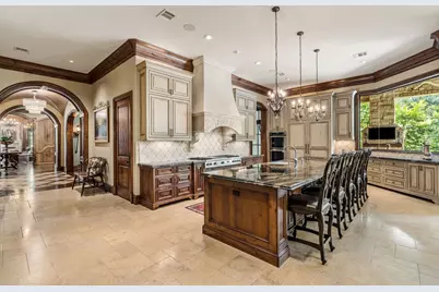 50 Patti Lynn Lane, Houston, TX 77024 - Photo 16