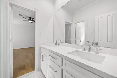 4614 Spruce Street, Bellaire, TX 77401 - Photo 26