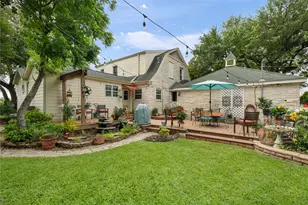 916 E James St, Baytown, TX 77520 - Photo 34