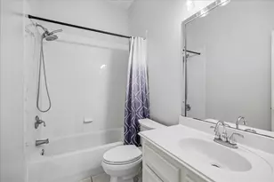 9064 Grand Lake Estates Dr, Montgomery, TX 77316 - Photo 24