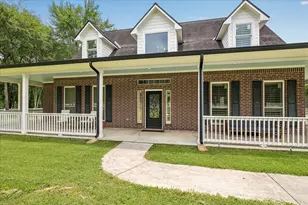 9064 Grand Lake Estates Dr, Montgomery, TX 77316 - Photo 4