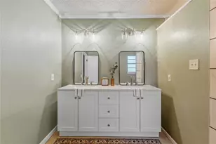 6604 Lancaster, Orange, TX 77632 - Photo 20