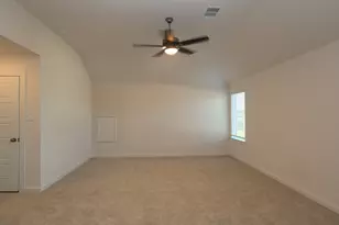 220 Hazy Pnes Ln, Willis, TX 77378 - Photo 16