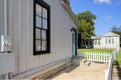 108 N Washington Street, Round Top, TX 78954 - Photo 12